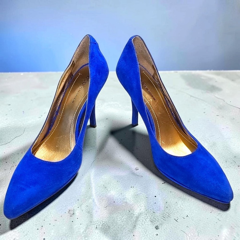 BCBGeneration Pumps Shoes 8.5 Womens Blue Suede Pointed Toe High Heels Stiletto